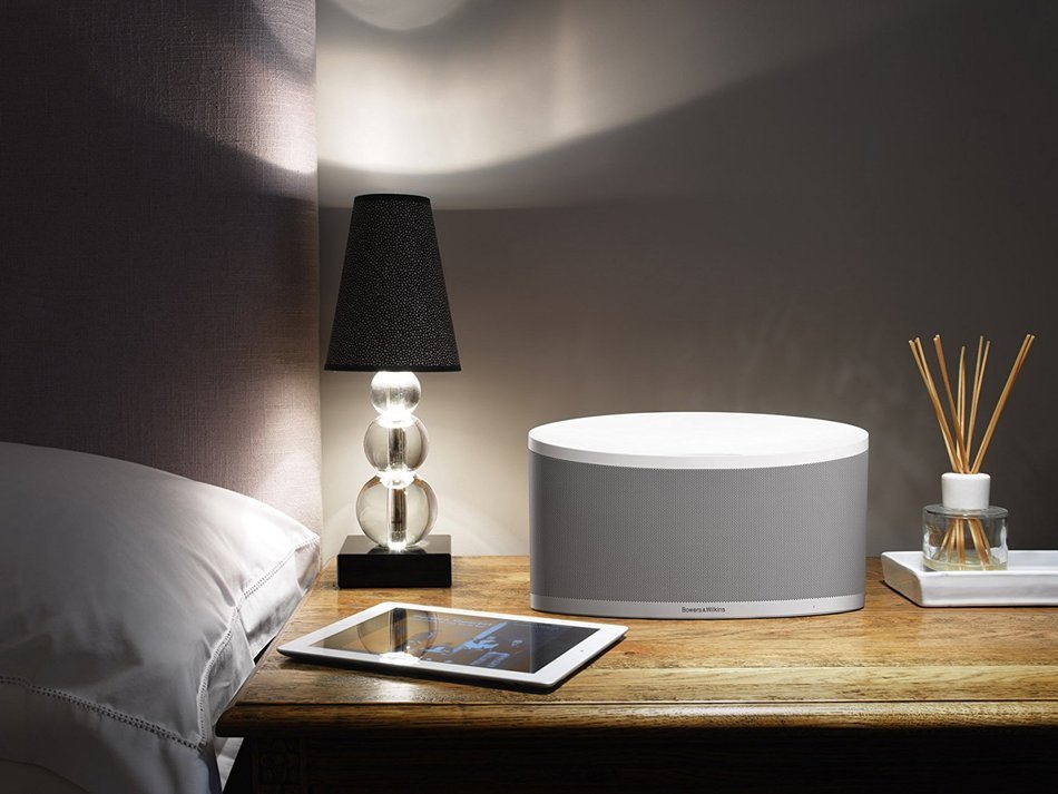 Bowers & Wilkins Z2 Black RC Wireless Music System Recertified - Black N3