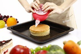 Silicone Macaron Decorative Pot Cream Miller ,tanglinasa Pastry Cream Decorating Pen Cupcake Decorated Cream Bakery... N2