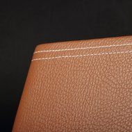 GGMM M-Freedom Wireless Plug-n-Play Built-in WiFi Home Audio Leather Speaker (Compatible with Apple Products)|... N5