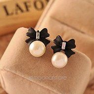 Fashion Women Jewelry Cute Style Bowknot White Pearl Ear Stud Earrings 1 Pair N3