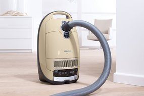 Miele S8590 Alize Canister Vacuum Cleaner (Old Model)