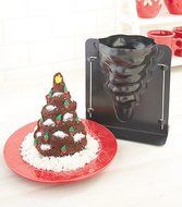 3-D Christmas Tree Cake Mold 8 X 5 1/2