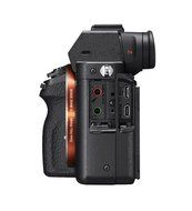 Sony a7S II ILCE7SM2/B 12.2 MP E-mount Camera with Full-Frame Sensor, Black