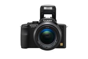 Panasonic Lumix DMC-FZ20K 5MP Digital Camera with 12x Image Stabilized Optical Zoom (Black)