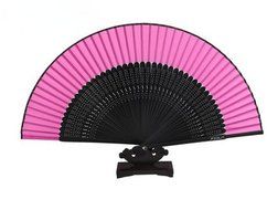 High quality folding fan, on the edge of the lacquer that bake fan (black skeleton)