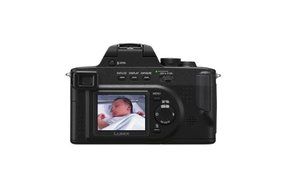 Panasonic Lumix DMC-FZ20K 5MP Digital Camera with 12x Image Stabilized Optical Zoom (Black) N3