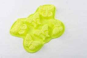 6 Cavity Butterfly Shape Cake Mold Homemade DIY Baking Mould for Kids