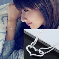 Silver Heart Love Pendant Box Chain Bracelet Pretty Jewelry Women's N3