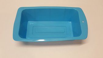 Silicone4less&trade; Commercial Grade Kitchen Non Stick Silicone Bread Loaf Pan - Great for cakes, casseroles, soap,...