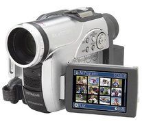 Hitachi DZ-GX20A 2.1 MP DVD Camcorder w/10x Optical Zoom (Discontinued by Manufacturer)