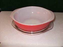 Vintage Pyrex (#024) Flamingo Pink Round Casserole Baking Dish Bowl (2 qt) N2
