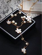 Elegant Women's Pearl Flower Sweater Chain Long Pendant Necklace Fashion Jewelry N2