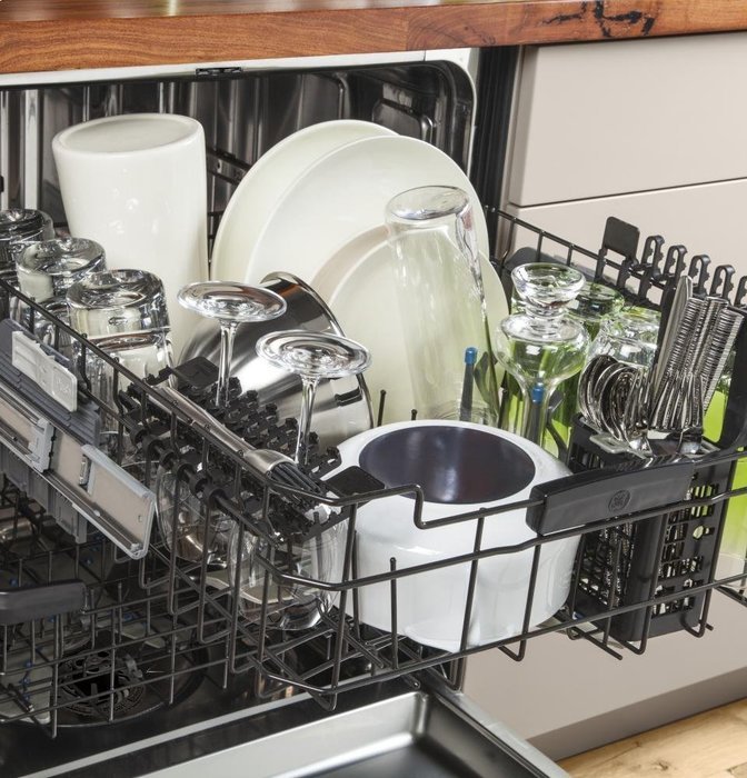 GE PDT720SGHWW Profile 24" White Fully Integrated Dishwasher - Energy Star N4