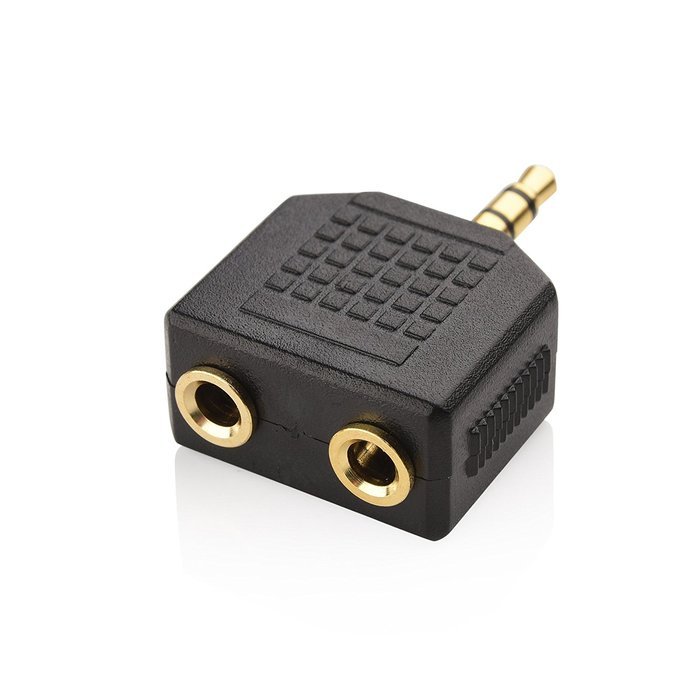 Cable Matters 5-Pack, Gold Plated 3-RCA Coupler N23