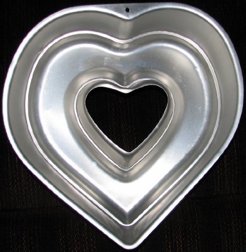 Wilton Heart Bundt Pan (2105-3219) Retired