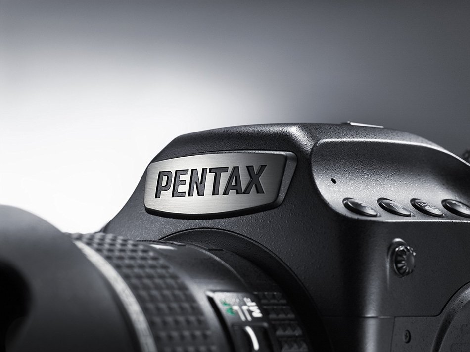 PENTAX medium-format digital SLR camera 645Z body about 51.4 million pixel CMOS sensor new 645Z 16602 [International...