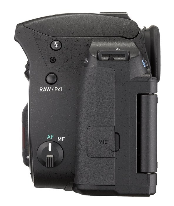 Pentax K-70 Weather-Sealed DSLR Camera with 18-135mm Lens (Silver) N10