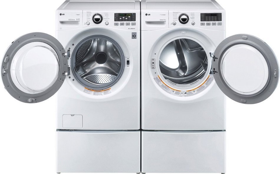 LG DLGX3071WSteamDryer 7.3 Cu. Ft. White Stackable With Steam Cycle Gas Dryer