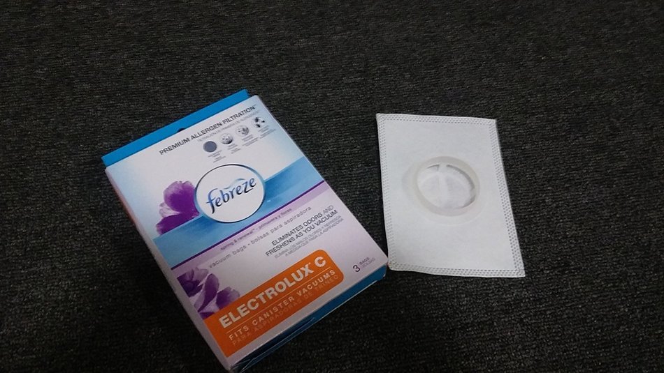 3 Febreze Electrolux Canister Vacuum Bags with 1 HI-TECH 2100 After Filter