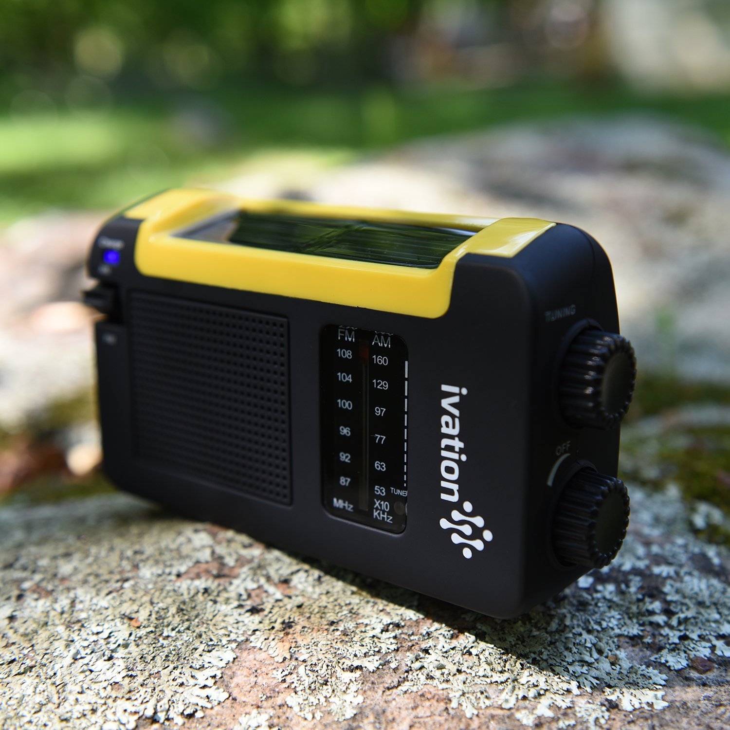 Ivation Portable Solar & Hand Crank AM/FM Weather Radio, Compact Size