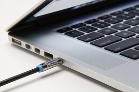 EMEMO&reg; #1 Premium 3FT (BLACK) 3.5 mm to 3.5 mm Stereo Jack Auxiliary Audio Cable - Compatible iPhone/iPod/iPad...