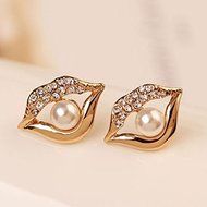 Lip Pearl Crystal Rhinestone Gold Tone Stud Earring Fashion Women&#039;s Jewelry Gift N2