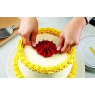 Cake Boss 2 Piece Tools and Gadgets Plastic Cake Slice Marker Set, Red N2