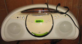 SONY ZSY3WHITE CD Player Radio Boombox, White