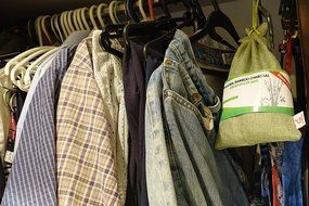 BUY MORE SAVE MORE Great Value SG Bamboo Charcoal Deodorizer Power Pack, Best Air Purifiers for Smokers &amp; Allergies... N42