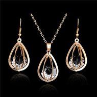 18K Gold Plated Grenade Crystal Pendant Necklace Dangle Earring Jewelry Set N3