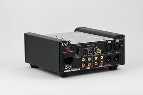 Wyred 4 Sound mPRE (SILVER) - Premium Audiophile Stereo Preamplifier with Built-in DAC and Headphone Amplifier