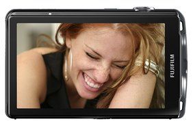 Fujifilm FinePix Z800EXR 12 MP Digital Camera with 5x Periscopic Optical Zoom and 3.5-Inch Touch-Screen LCD (Black) N3