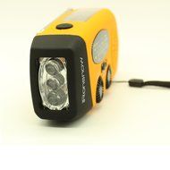 iRonsnow IS-088 Dynamo Emergency Solar Hand Crank Self Powered AM/FM/NOAA Weather Radio, LED Flashlight, Smart... N29