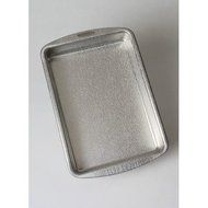 Doughmakers Pebbleware Rectangular Cake Pan