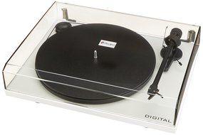 Pro-Ject Essentail II Turntable - Matte Red N25
