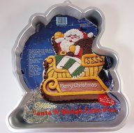 Wilton Santa &#039;N Sleigh Christmas Holiday Cake Pan (2105-3235, 1984) Retired