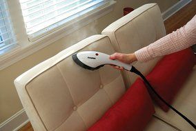 SteamFast SF-434 2-in-1 Upright Fabric Steamer and Iron N5