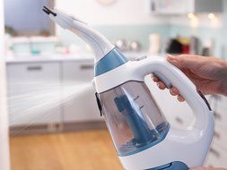 Black &amp; Decker BDH100WW Powered Squeegee Vac - Cordless