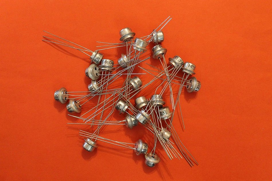 Transistors Germanium MP37 analogue 103NU70, 2N445A USSR 25 pcs