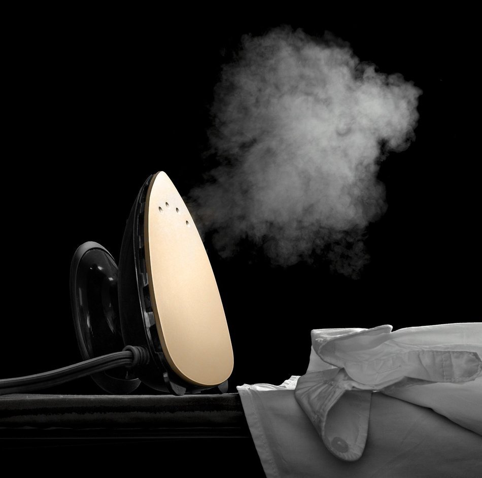 Mini Travel Steam Iron N4