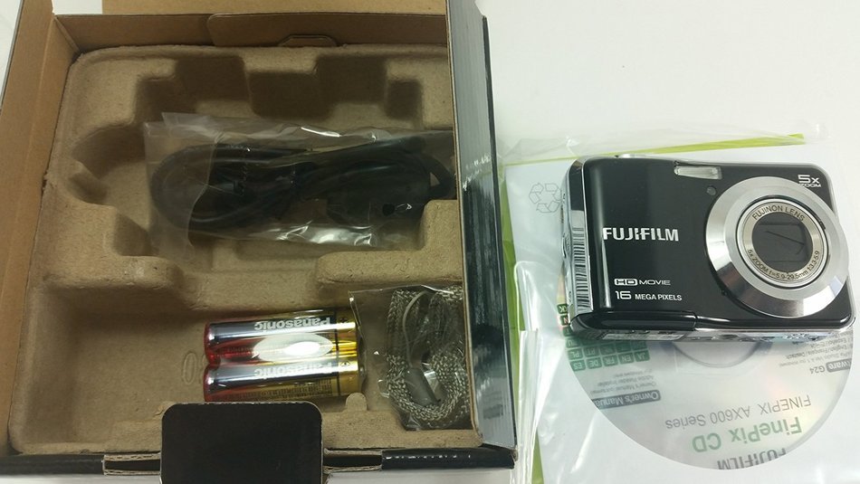 FujiFilm FinePix AX655 16MP Digital Camera w/5x Optical Zoom