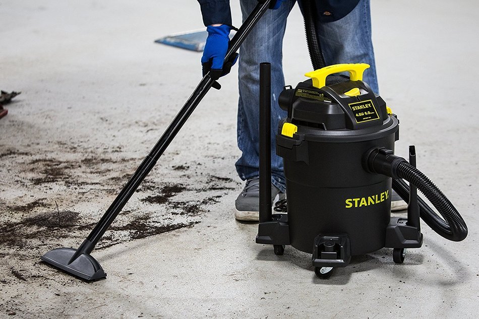 Stanley Wet/Dry Vacuum, 1 Gallon, 12-Volt DC N8