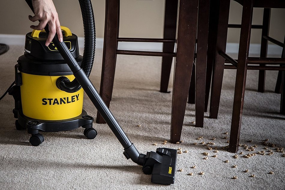 Stanley Wet/Dry Vacuum, 1 Gallon, 12-Volt DC N13