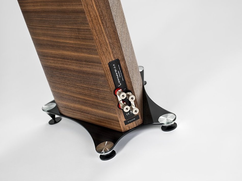 Sonus faber Venere 2.5 Floorstanding Speaker (Pair, White)
