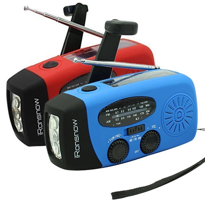 iRonsnow IS-088 Dynamo Emergency Solar Hand Crank Self Powered AM/FM/NOAA Weather Radio, LED Flashlight, Smart... N15