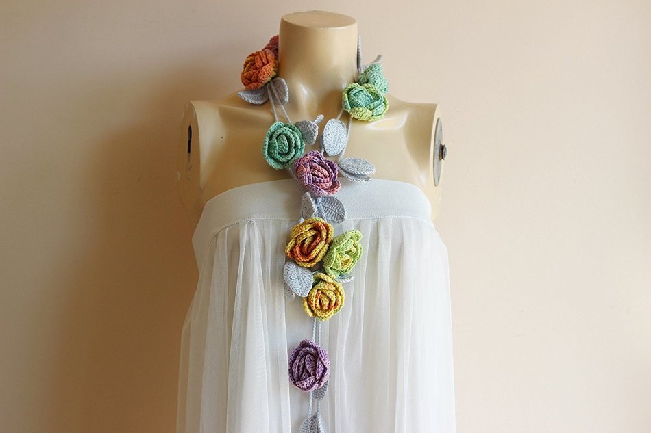 Rose Scarf-Rose Crochet Scarf-Navy White Red Roses With Grey Leaves-Lariat Necklace - Christmas Gift For Her Girlfriend... N9