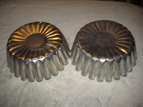 SET OF 2 - Vintage Ekco Tin Flower 3x8 Inch Cake Baking Pan / Jell-o Mold