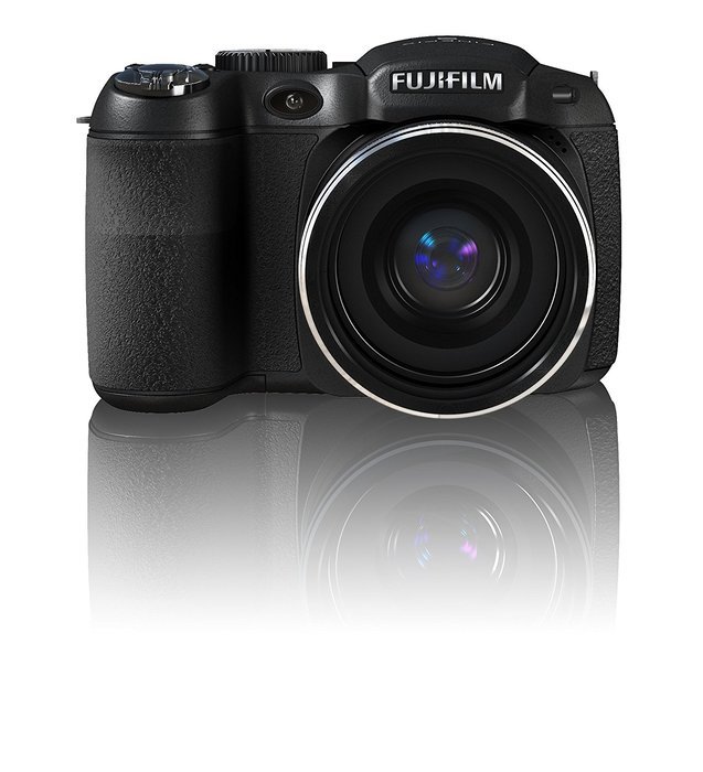Fujifilm FinePix S2800HD 14 MP Digital Camera with 18x Wide Optical Zoom and 3.0-Inch LCD N6