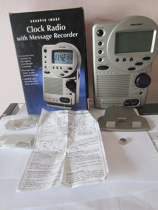 Sharper Image Clock Radio with Message Recorder Oi521
