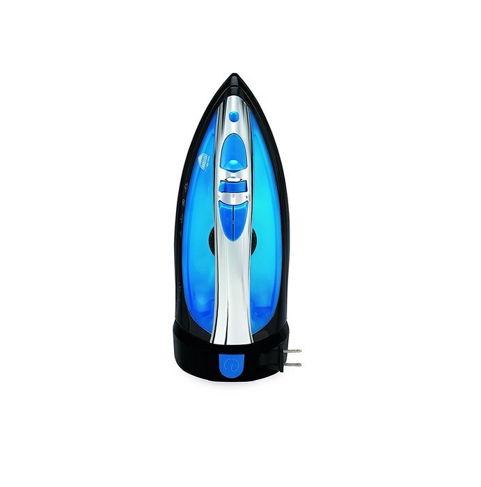 Sunbeam Steam Master 1400 Watt Mid-size Anti-Drip Non-Stick Soleplate Iron with Variable Steam control and 8'... N2